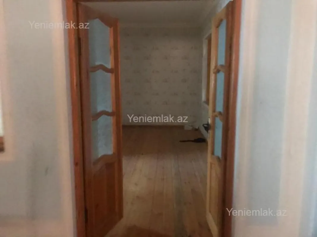 Satılır 4 otaqlı həyət evi 203 m²
