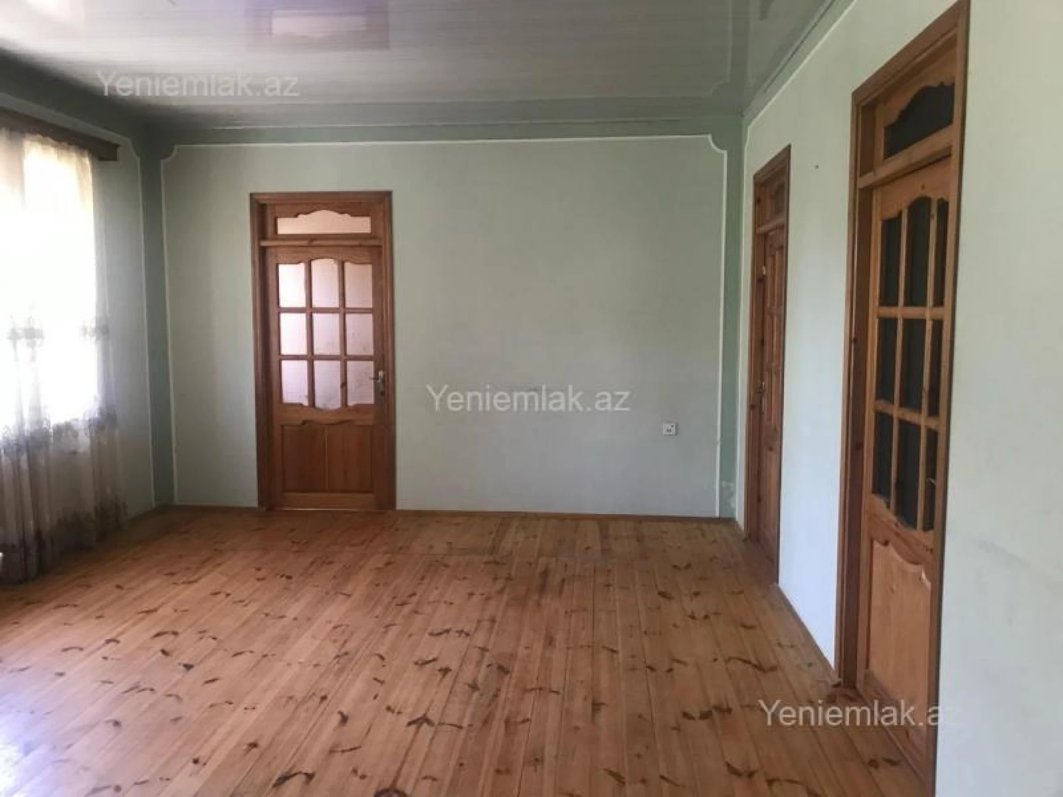 Satılır 6 otaqlı həyət evi 130 m²
