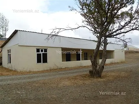 Satılır 5 otaqlı həyət evi 50 m²