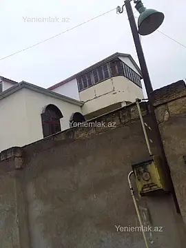 Satılır 5 otaqlı həyət evi 250 m²
