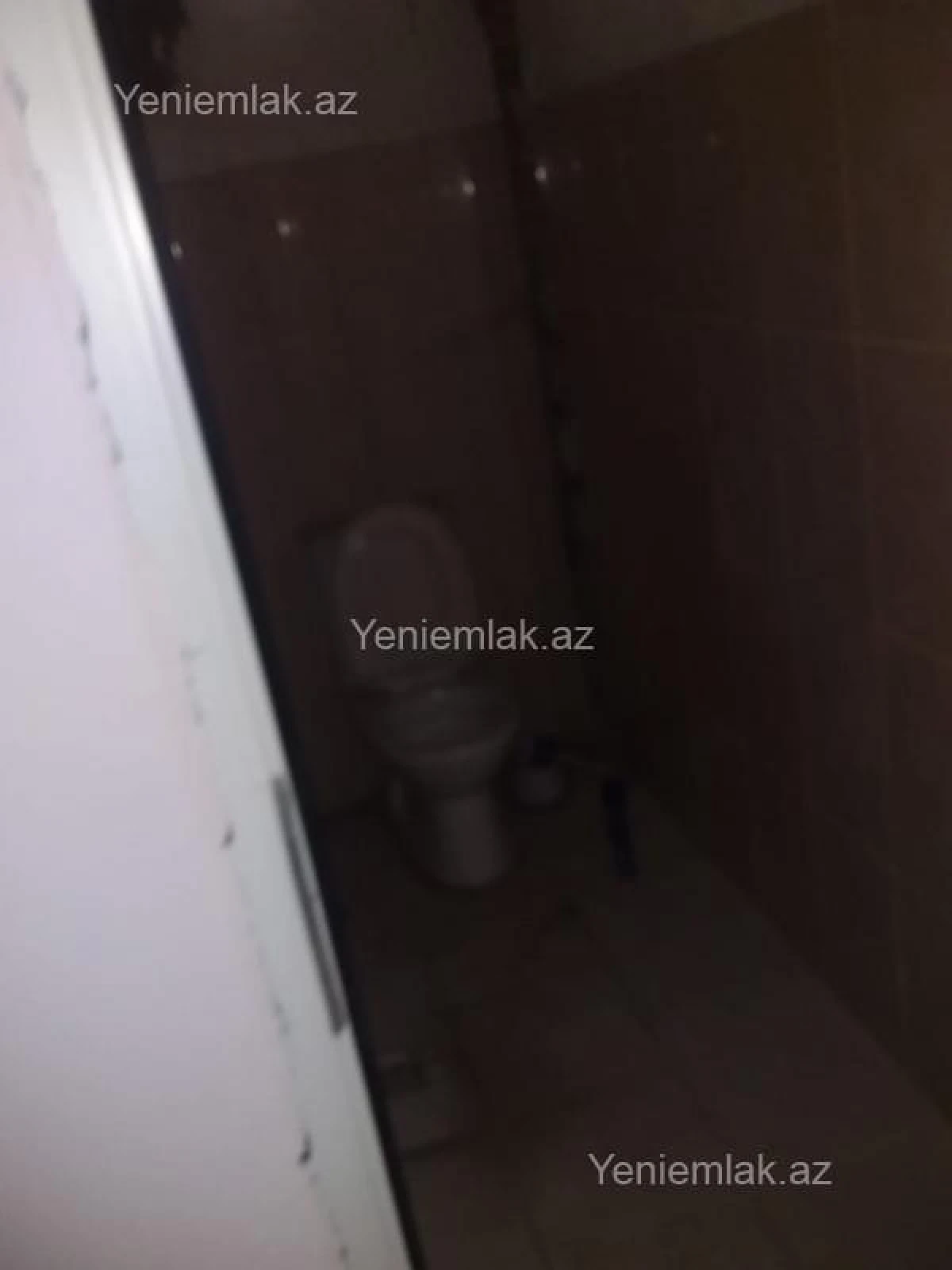 Satılır 5 otaqlı həyət evi 250 m²