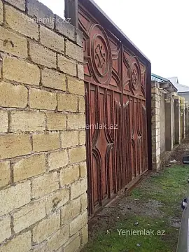 Satılır 5 otaqlı həyət evi 250 m²