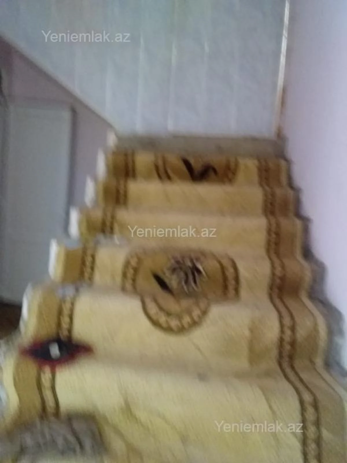 Satılır 5 otaqlı həyət evi 250 m²