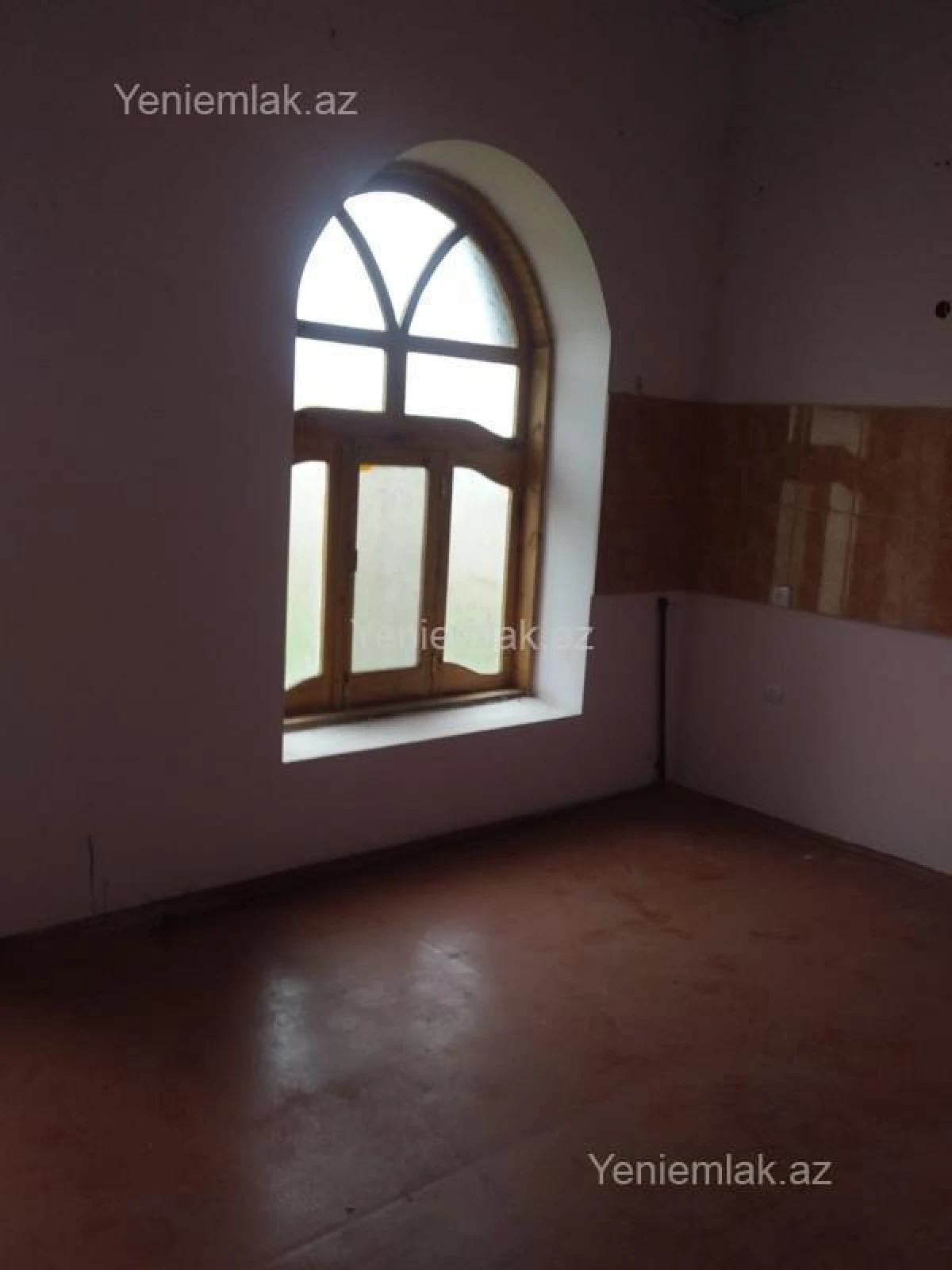 Satılır 5 otaqlı həyət evi 250 m²