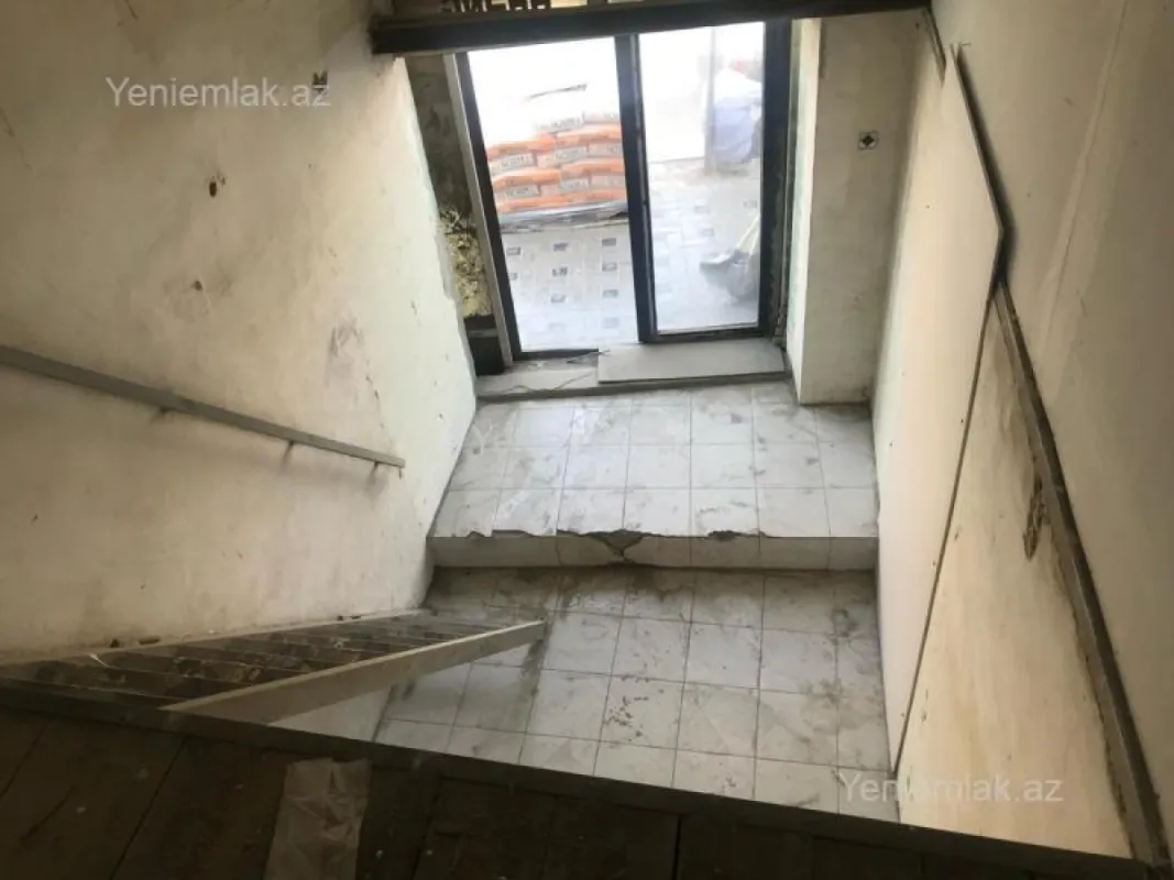 Satılır 3 otaqlı obyekt 48 m²
