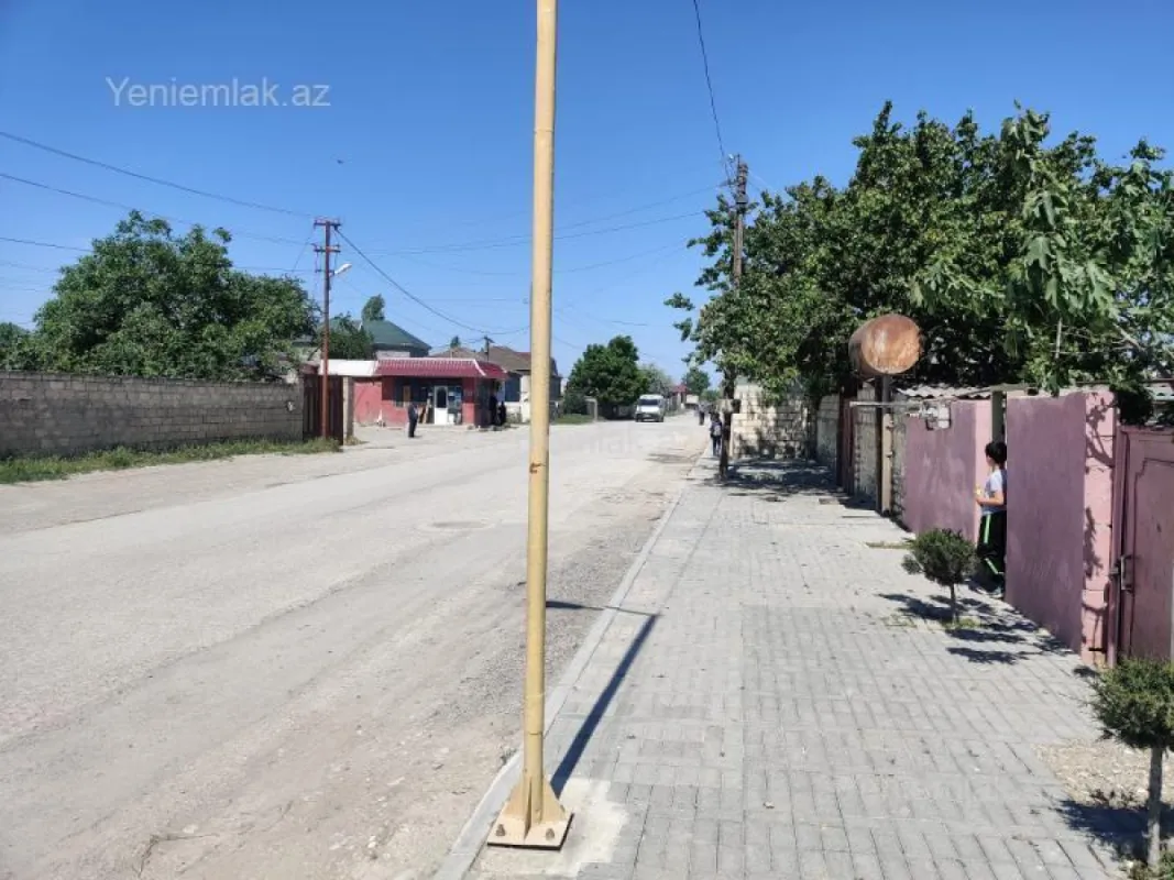 Satılır 2 otaqlı həyət evi 79 m²