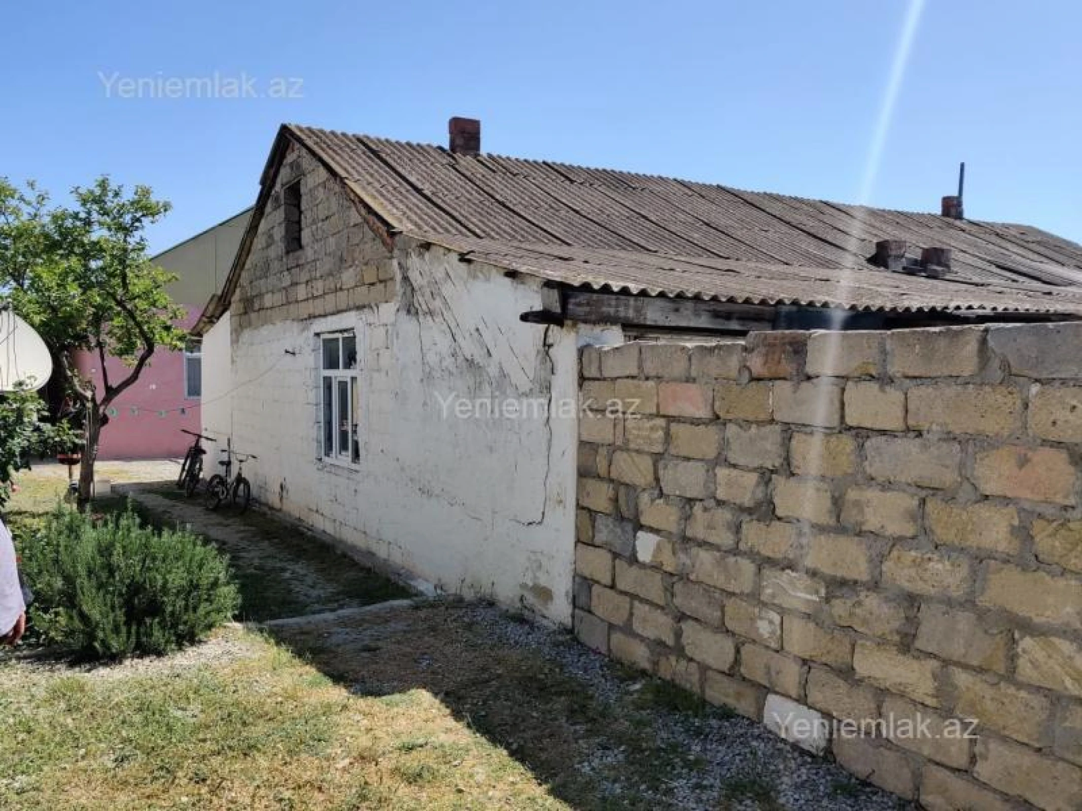 Satılır 2 otaqlı həyət evi 79 m²