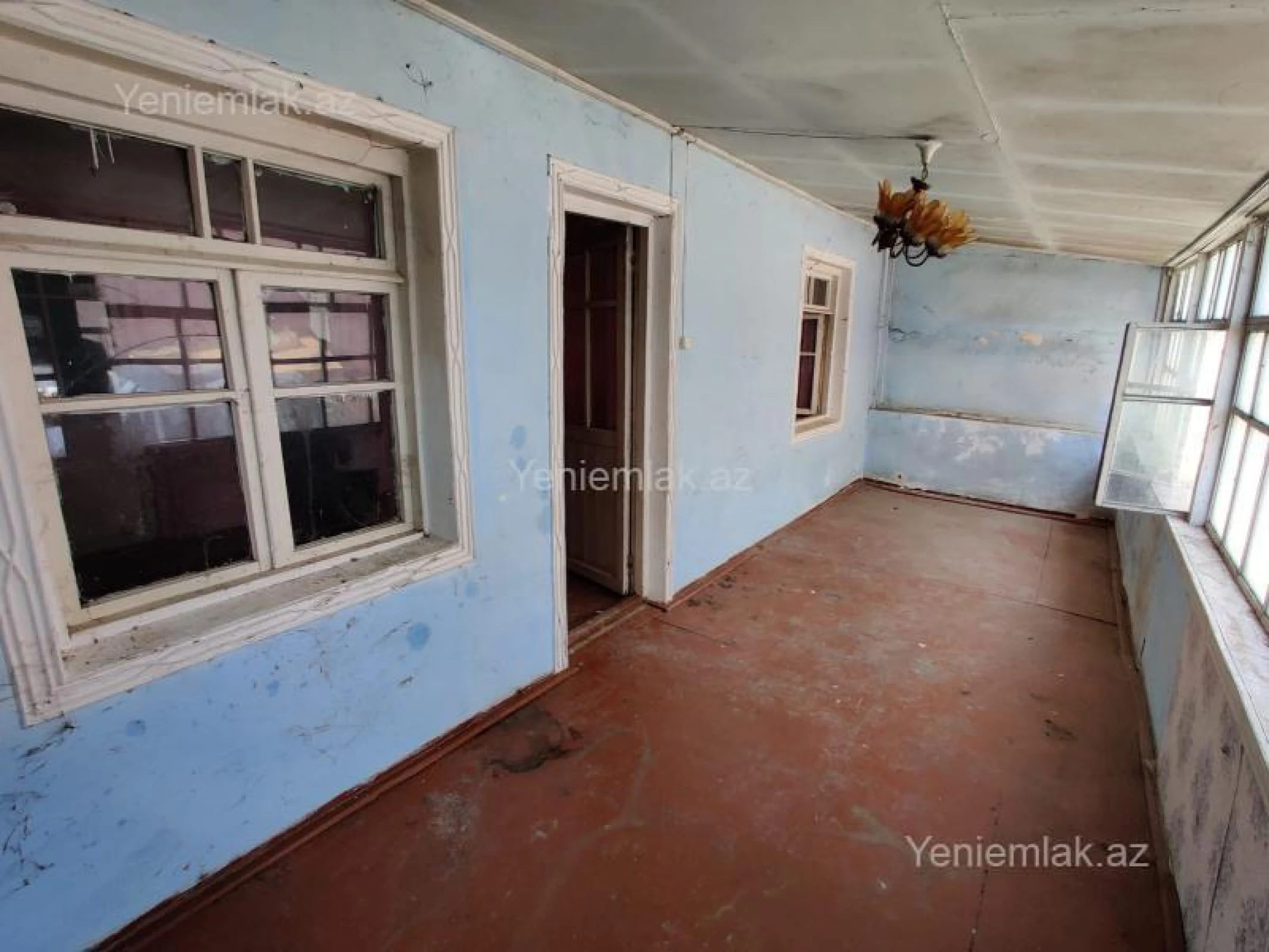 Satılır 2 otaqlı həyət evi 79 m²