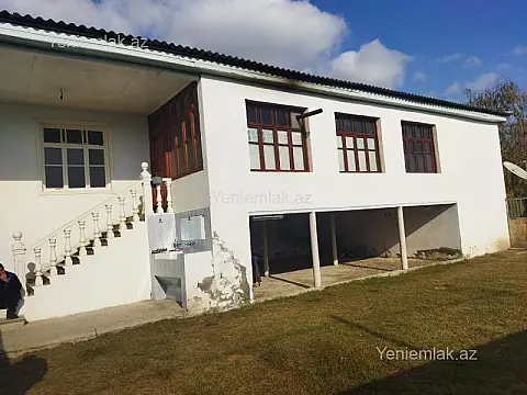 Satılır 4 otaqlı həyət evi 163 m² — Yevlax 4 otaq 163.00 m²