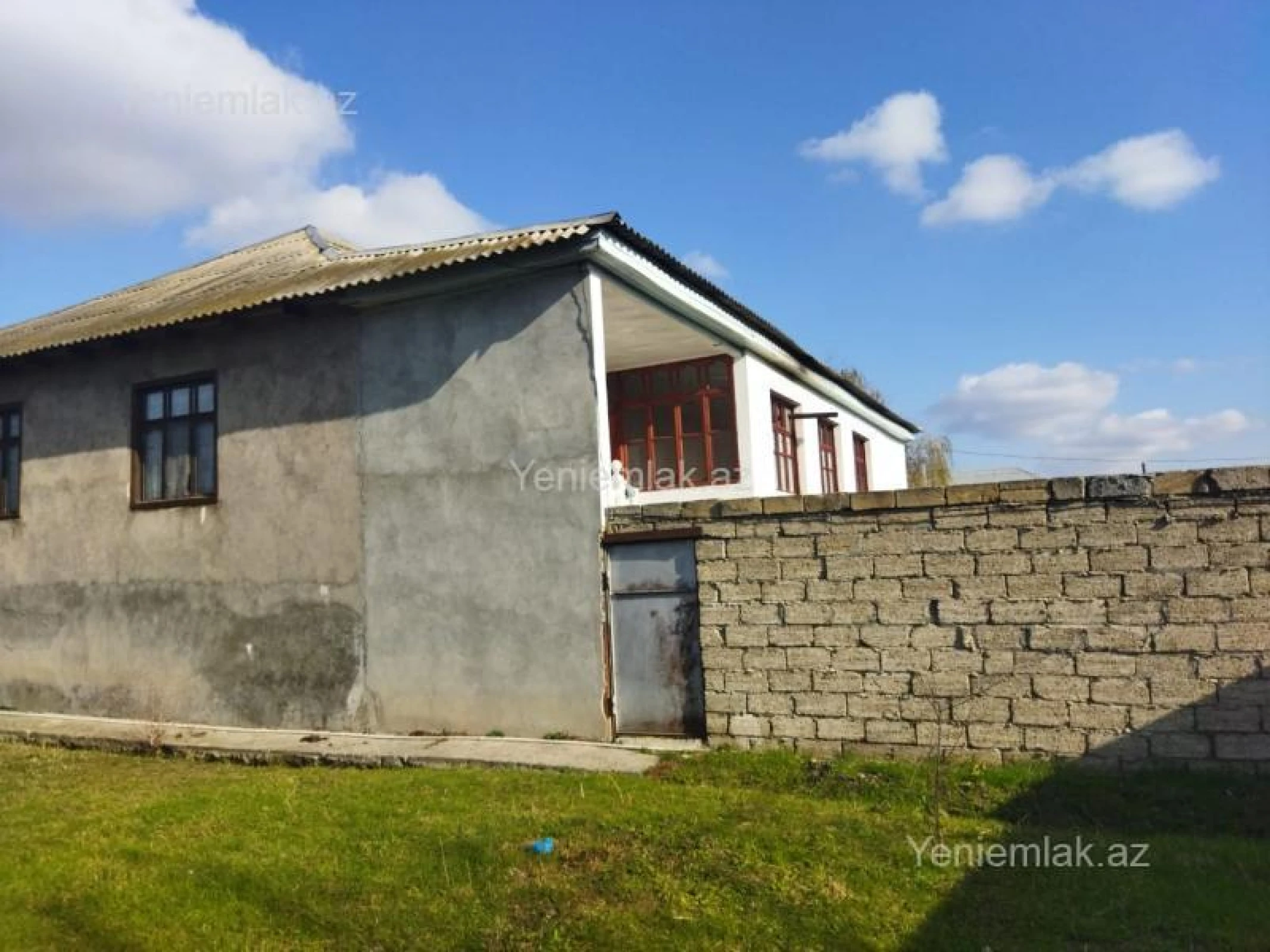 Satılır 4 otaqlı həyət evi 163 m²