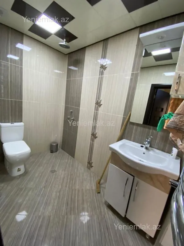 Satılır 4 otaqlı həyət evi 224 m²