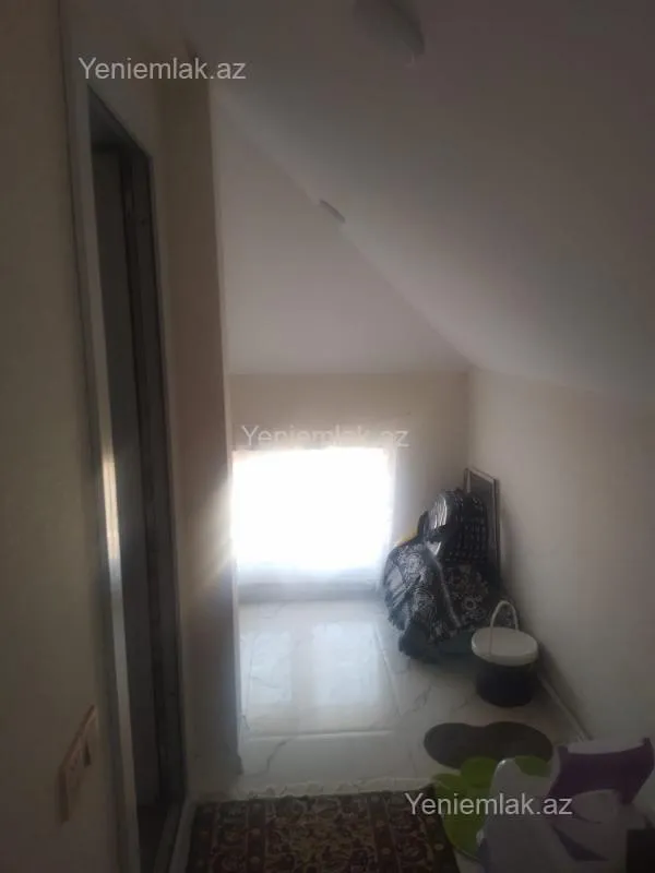 Satılır 3 otaqlı yeni tikili 70 m²