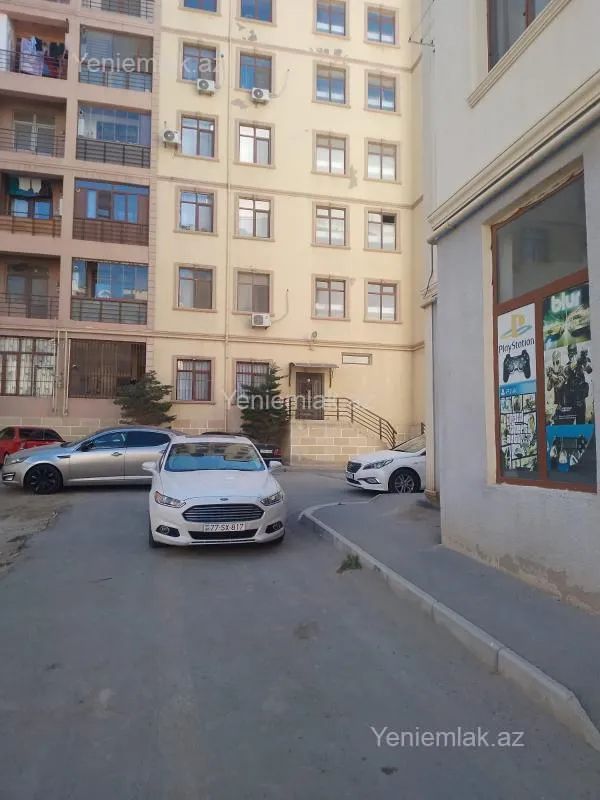 Satılır 3 otaqlı yeni tikili 70 m²