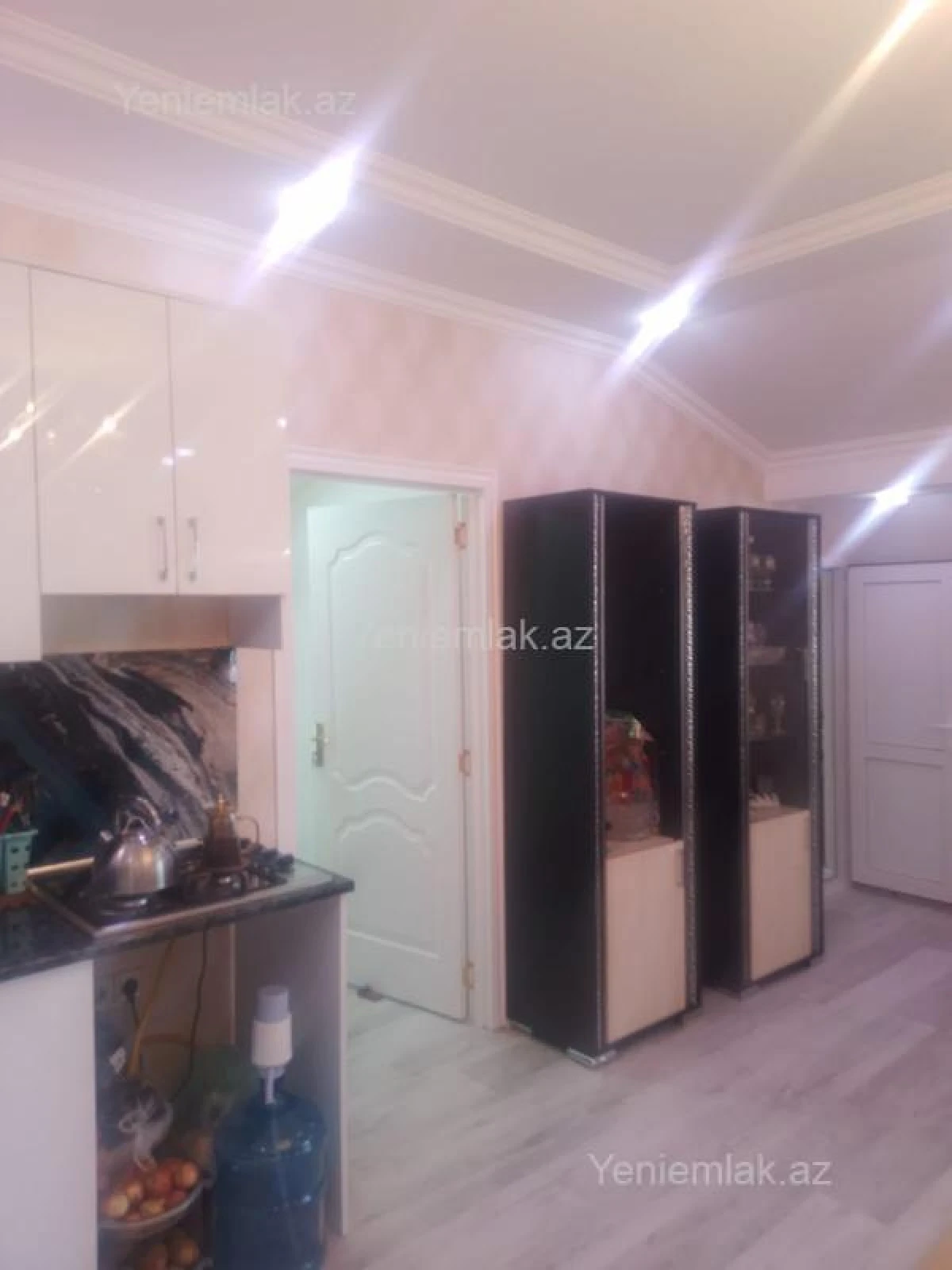 Satılır 3 otaqlı yeni tikili 70 m²
