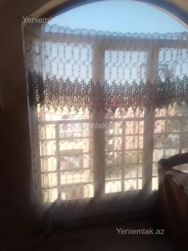 Satılır 3 otaqlı yeni tikili 70 m²