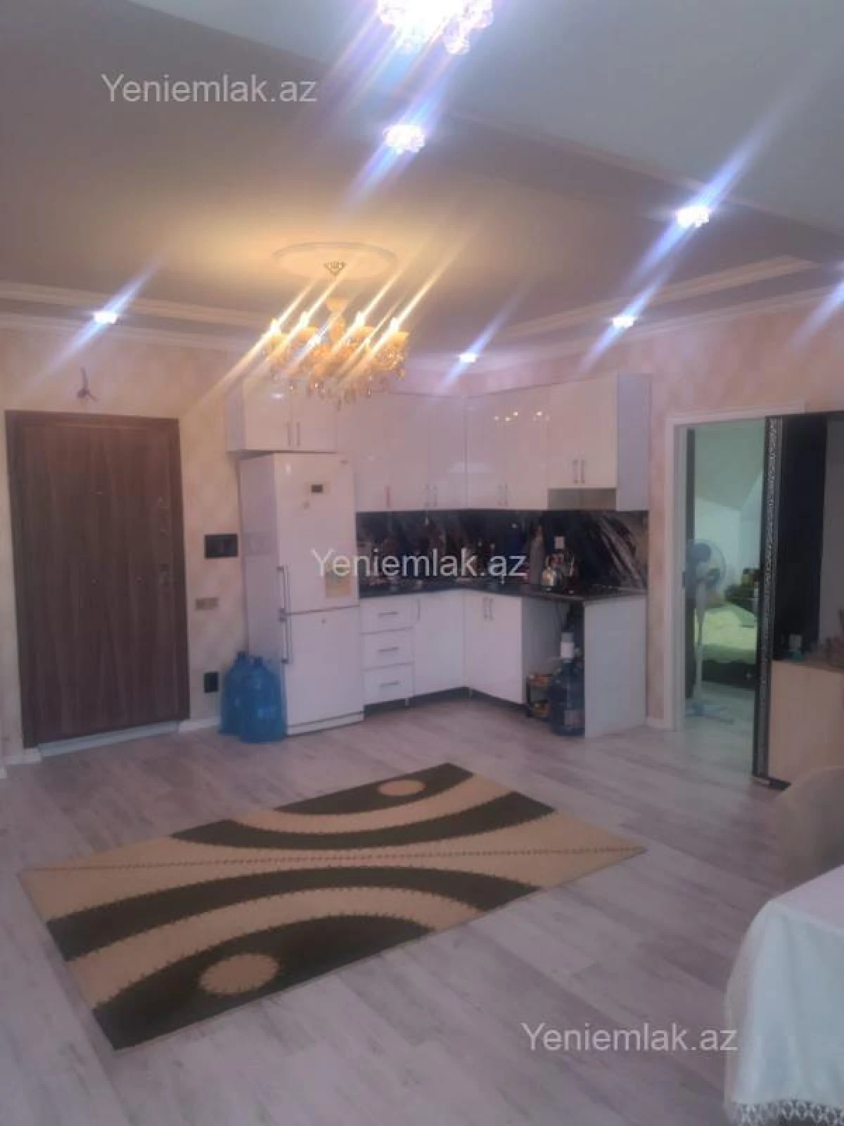 Satılır 3 otaqlı yeni tikili 70 m²