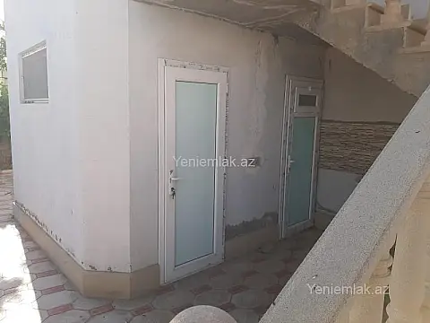 Satılır 6 otaqlı həyət evi 200 m²