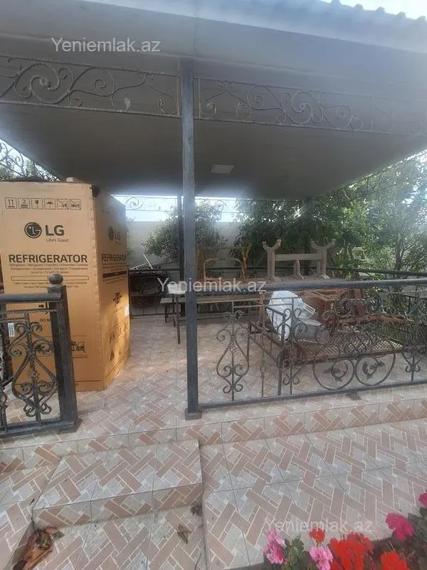 Satılır 5 otaqlı həyət evi 190 m²