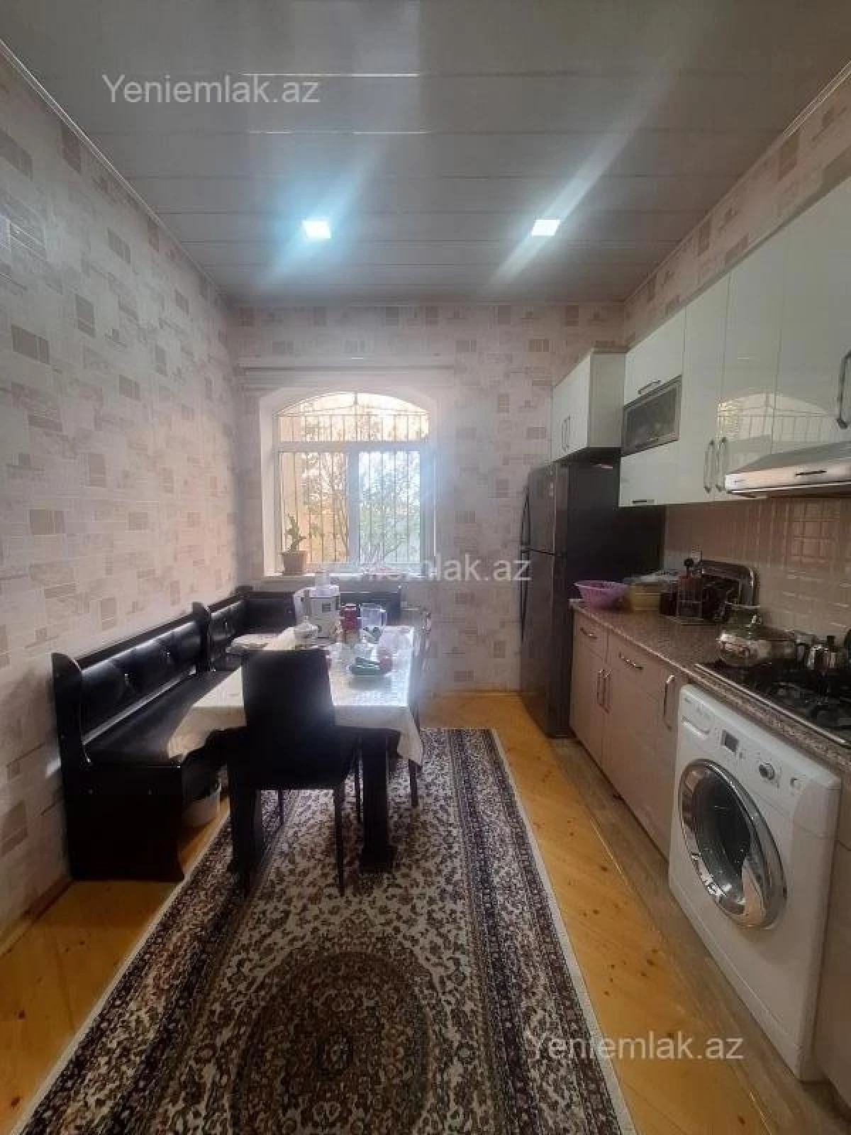 Satılır 5 otaqlı həyət evi 190 m²