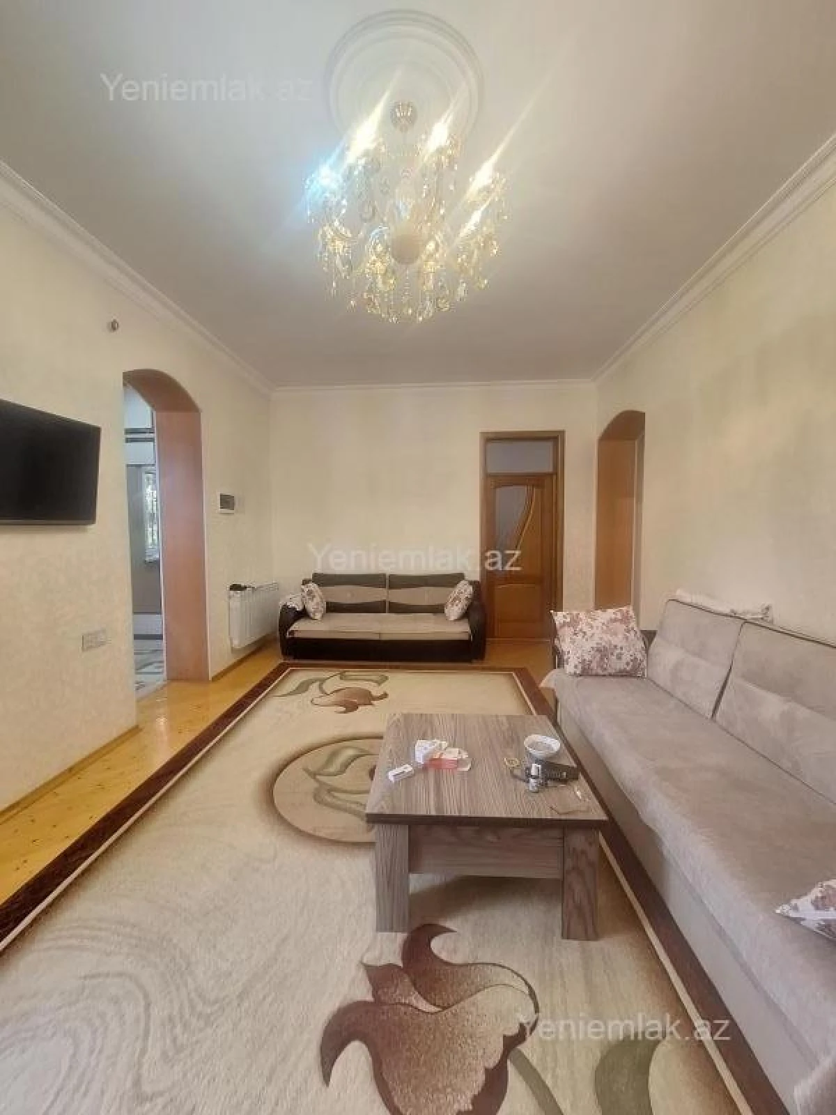 Satılır 5 otaqlı həyət evi 190 m²