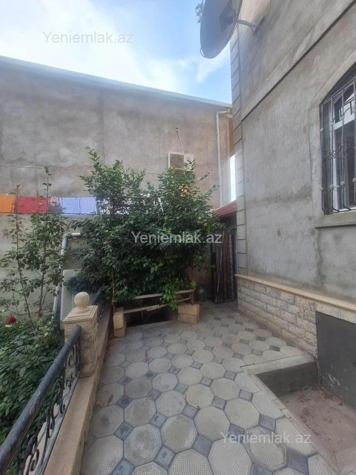 Satılır 5 otaqlı həyət evi 190 m²