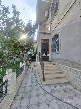 Satılır 5 otaqlı həyət evi 190 m²