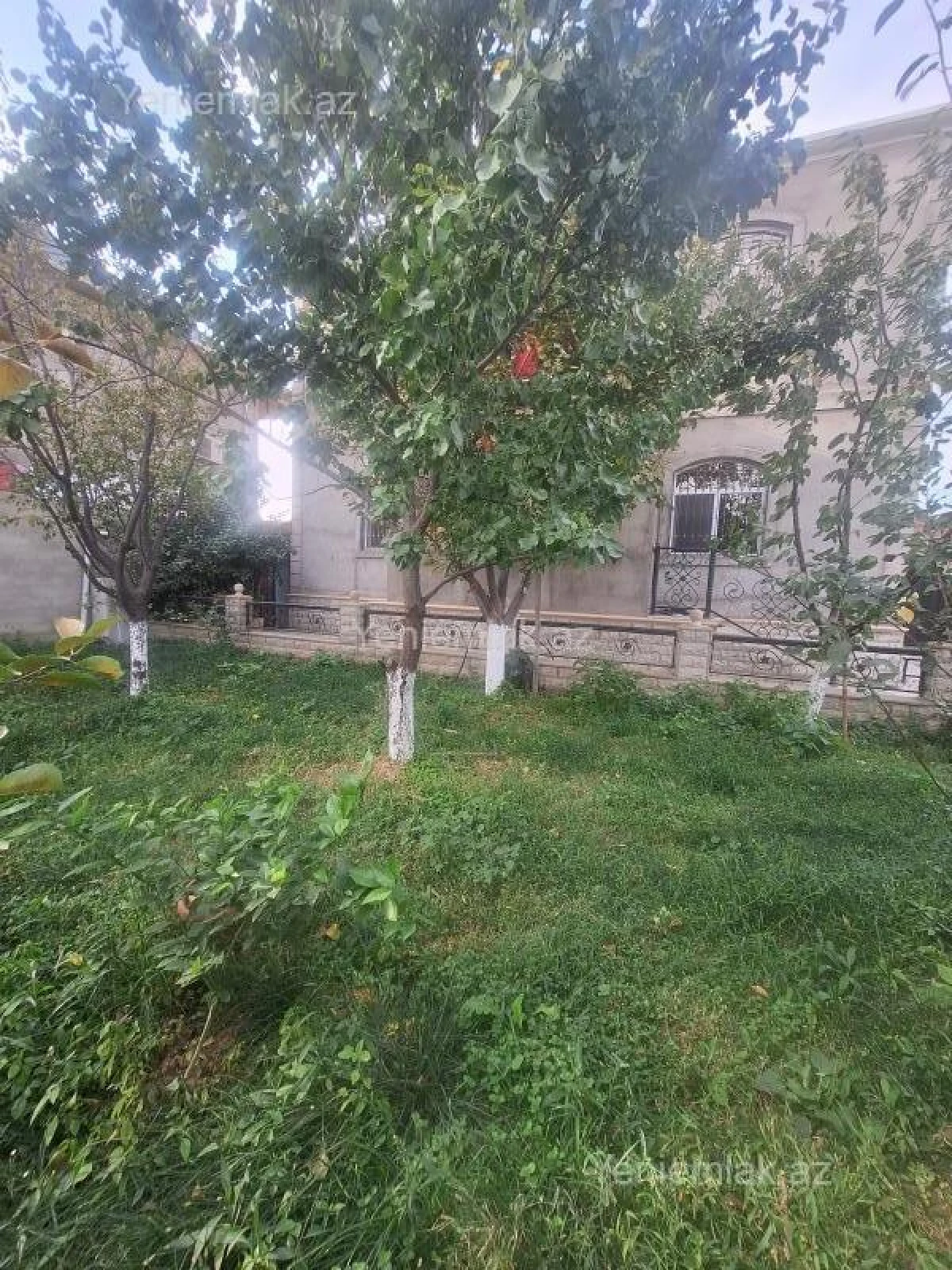Satılır 5 otaqlı həyət evi 190 m²