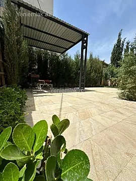 Satılır 4 otaqlı həyət evi 224 m²