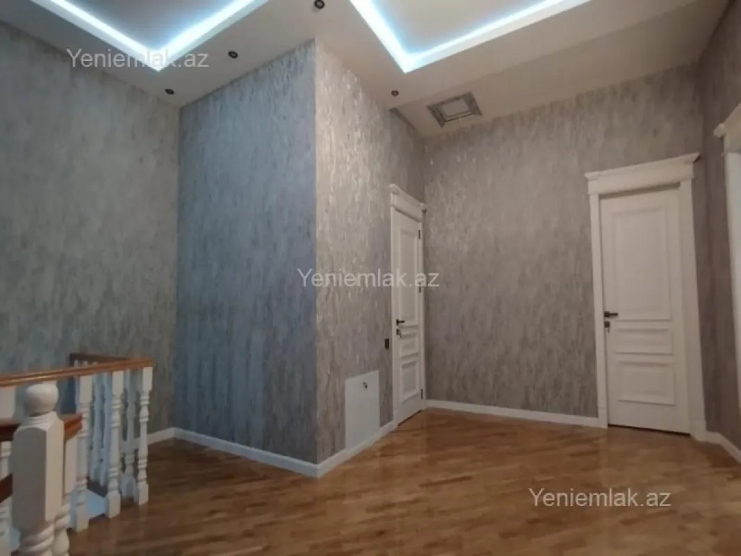 Satılır 6 otaqlı həyət evi 360 m²
