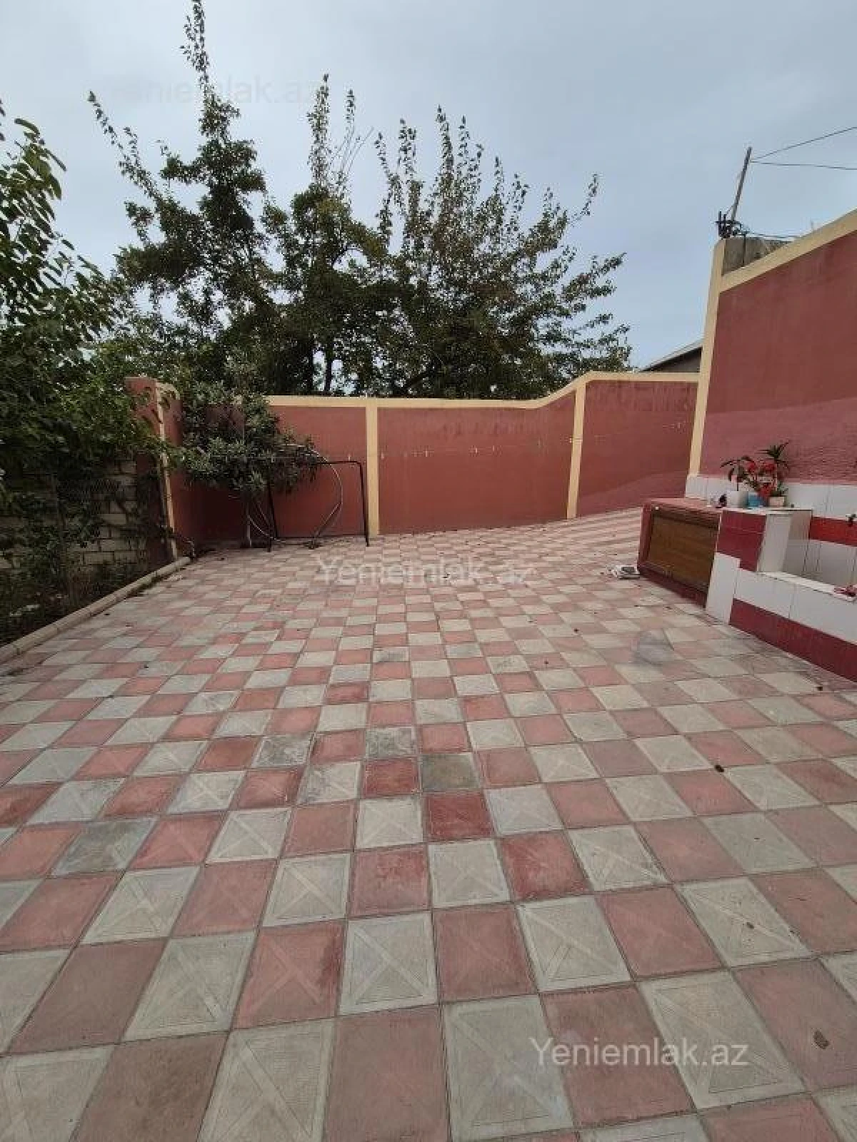 Satılır 4 otaqlı həyət evi 120 m²
