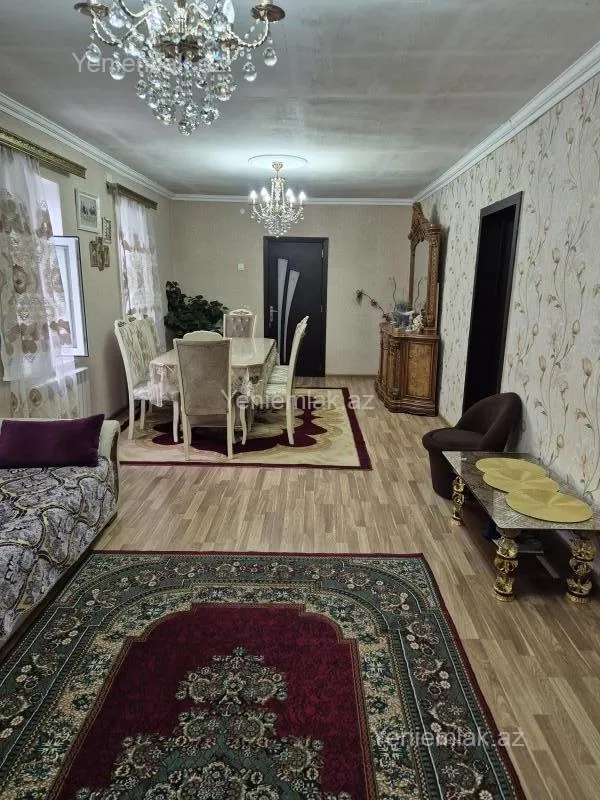 Satılır 4 otaqlı həyət evi 120 m²