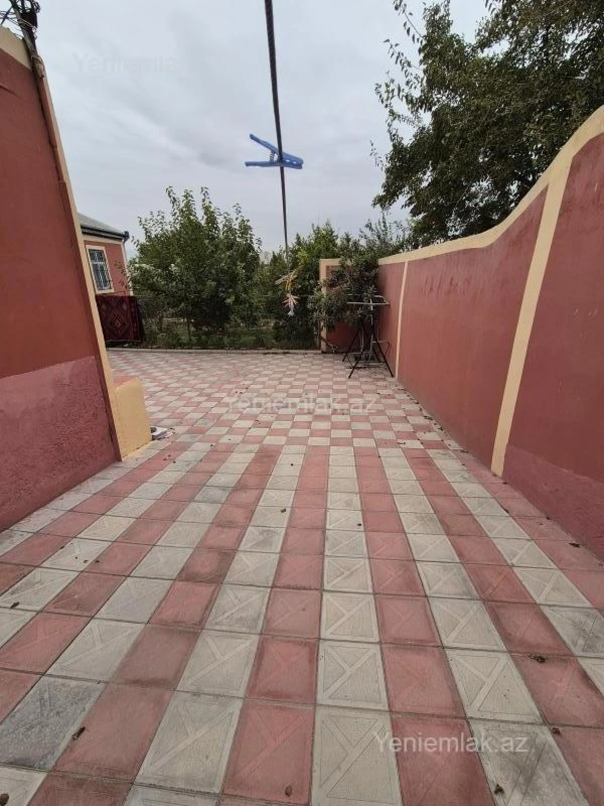 Satılır 4 otaqlı həyət evi 120 m²