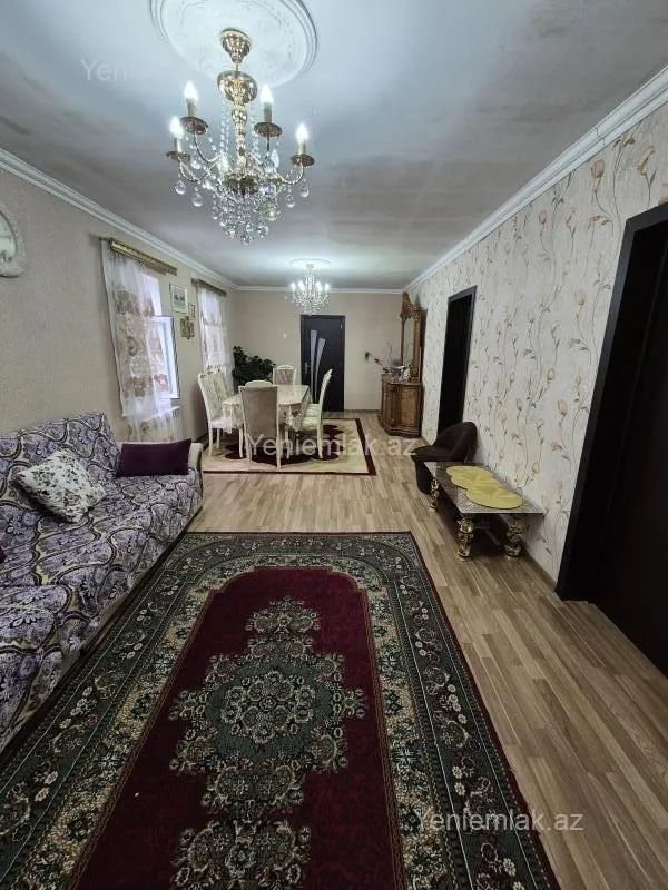 Satılır 4 otaqlı həyət evi 120 m²