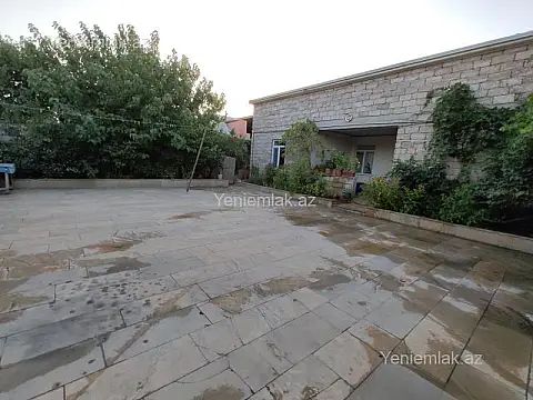 Satılır 4 otaqlı həyət evi 140 m²