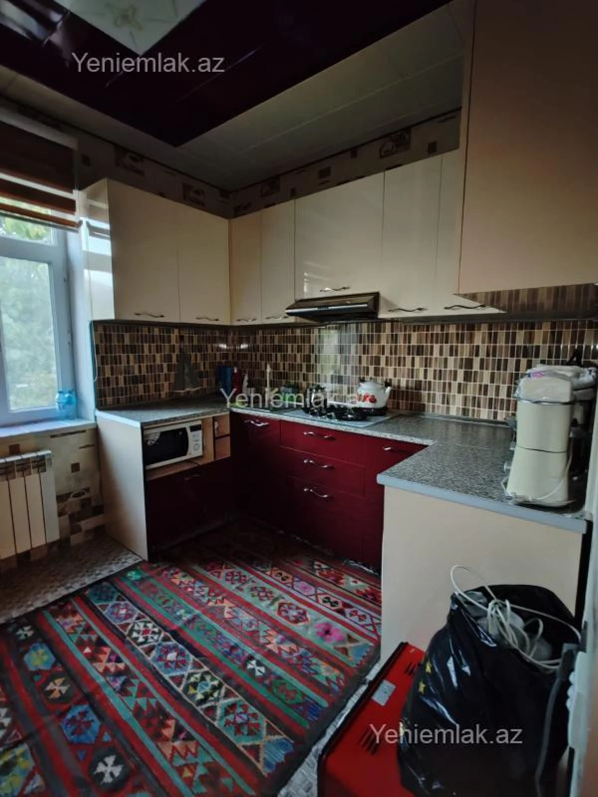 Satılır 4 otaqlı həyət evi 140 m²