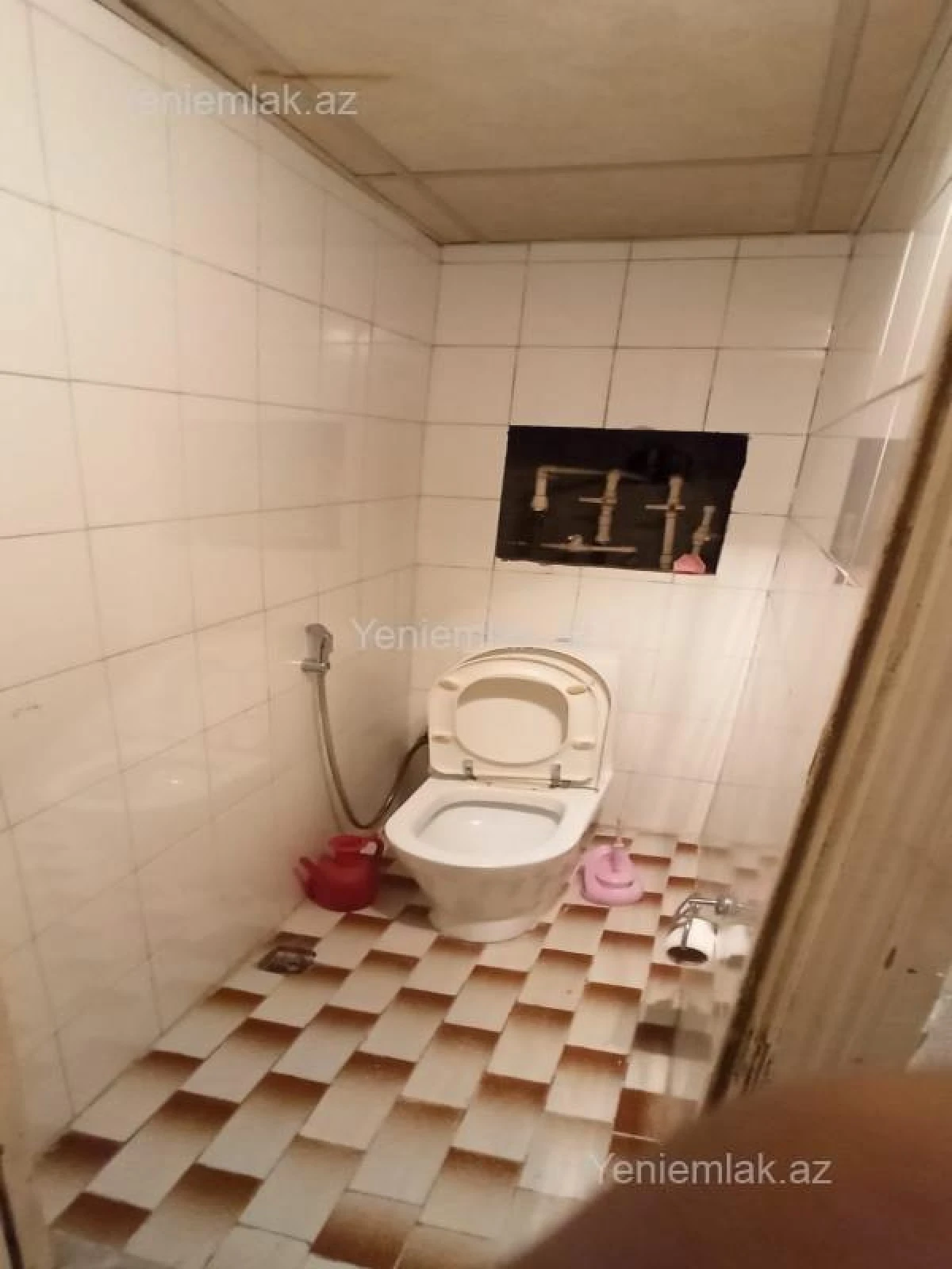 Satılır 2 otaqlı köhnə tikili 60 m²
