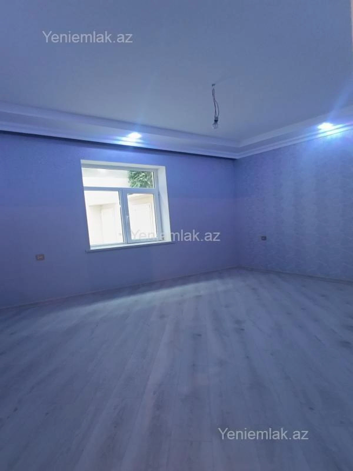 Satılır 6 otaqlı həyət evi 280 m²