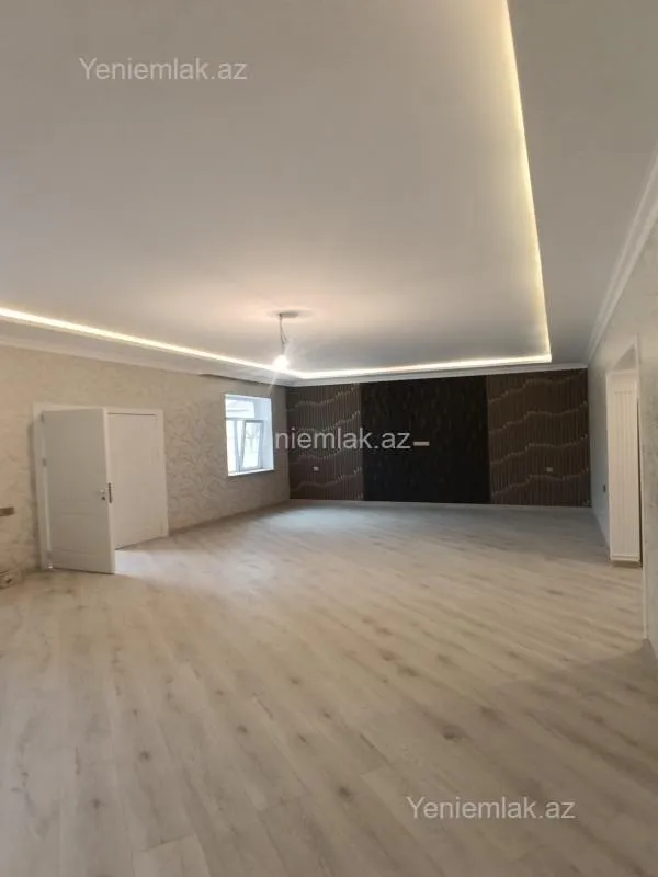 Satılır 6 otaqlı həyət evi 280 m²