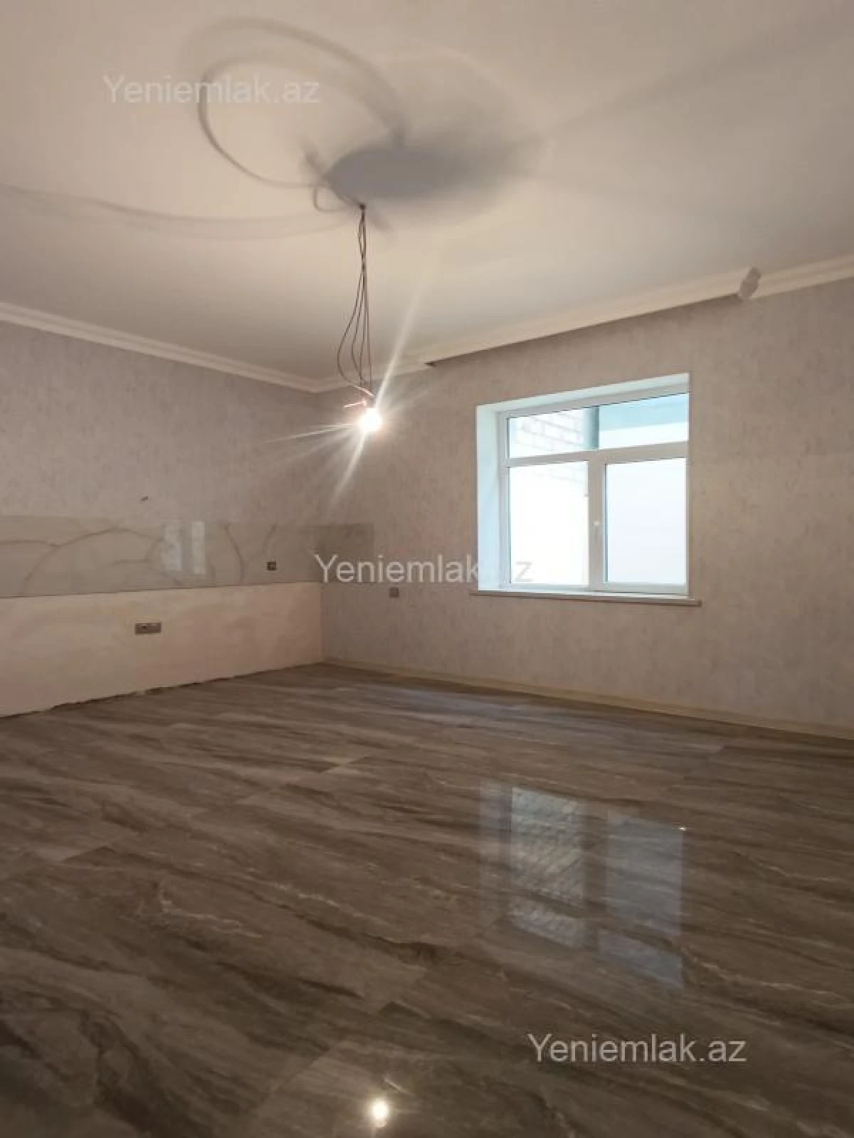 Satılır 6 otaqlı həyət evi 280 m²