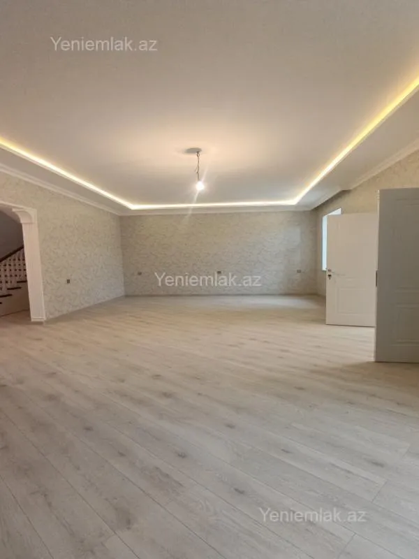 Satılır 6 otaqlı həyət evi 280 m²