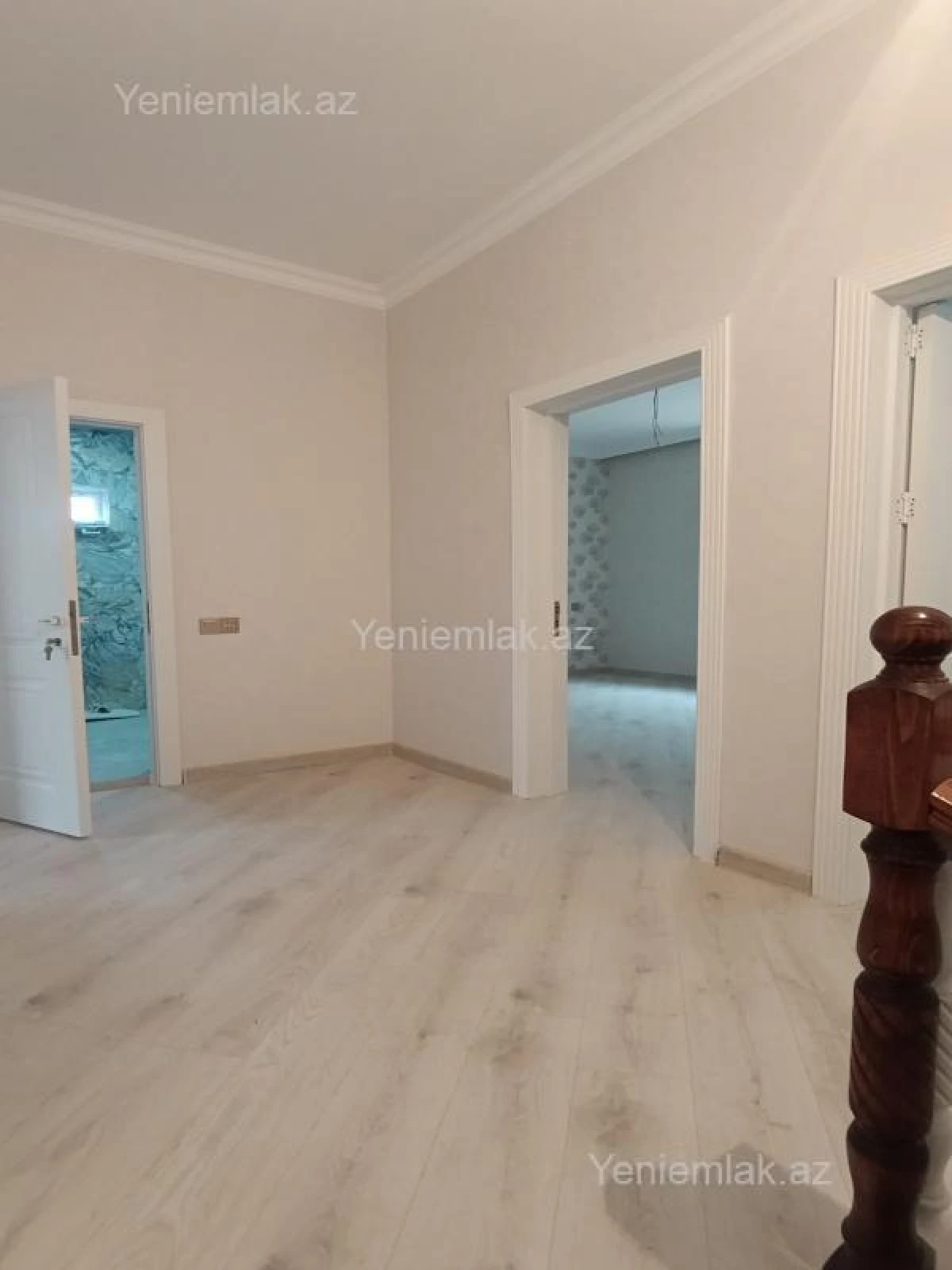 Satılır 6 otaqlı həyət evi 280 m²
