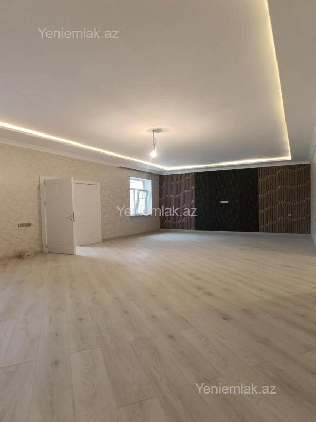 Satılır 6 otaqlı həyət evi 280 m²