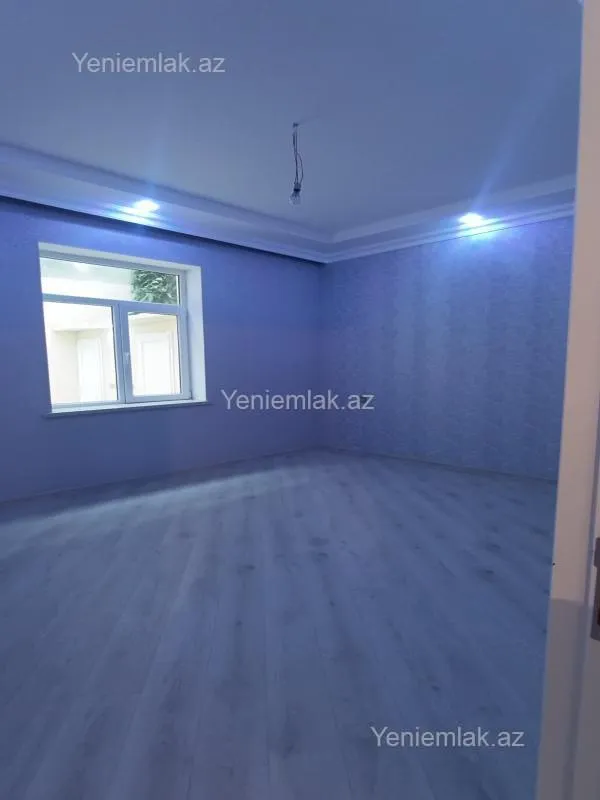 Satılır 6 otaqlı həyət evi 280 m²