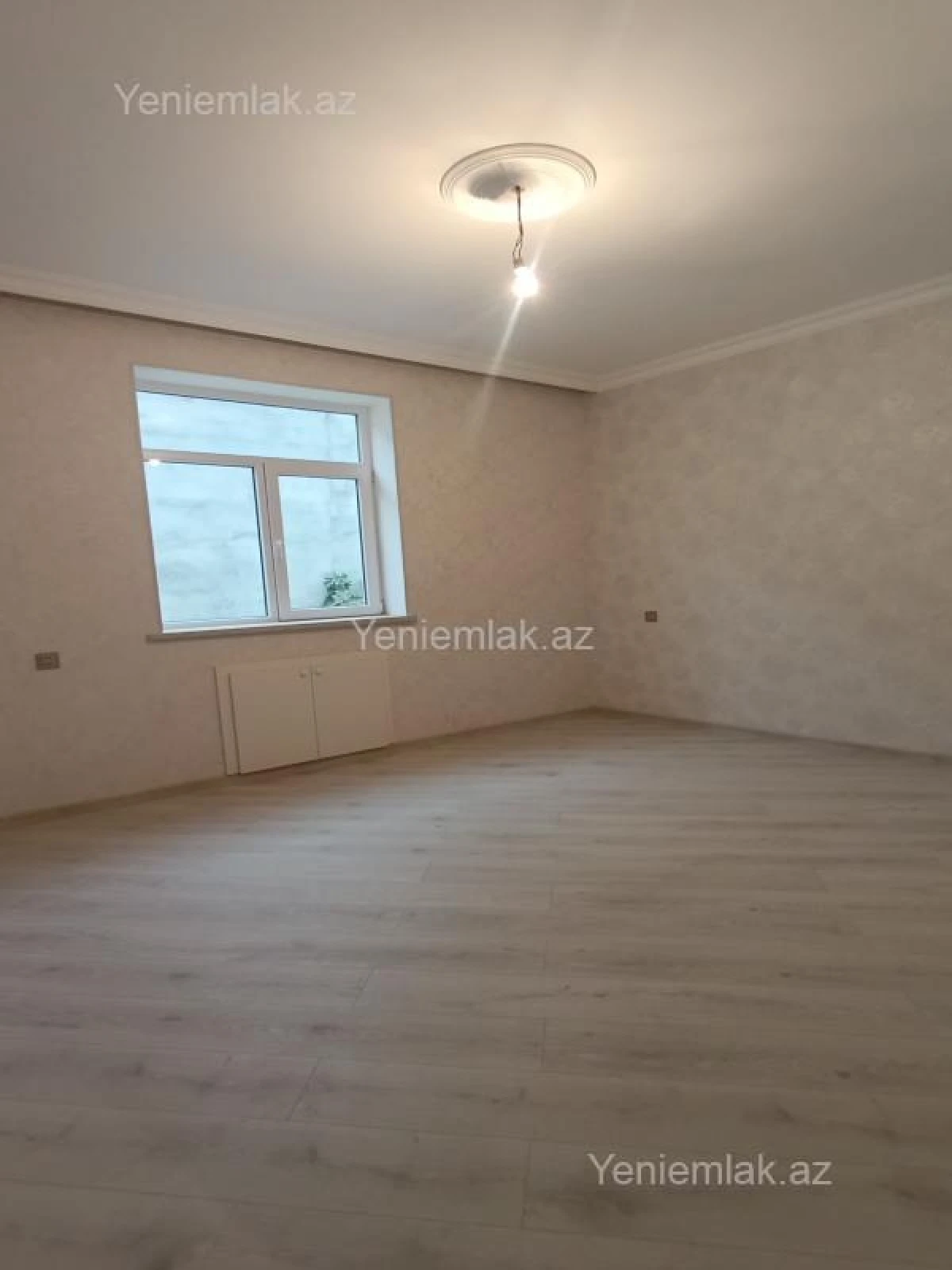 Satılır 6 otaqlı həyət evi 280 m²