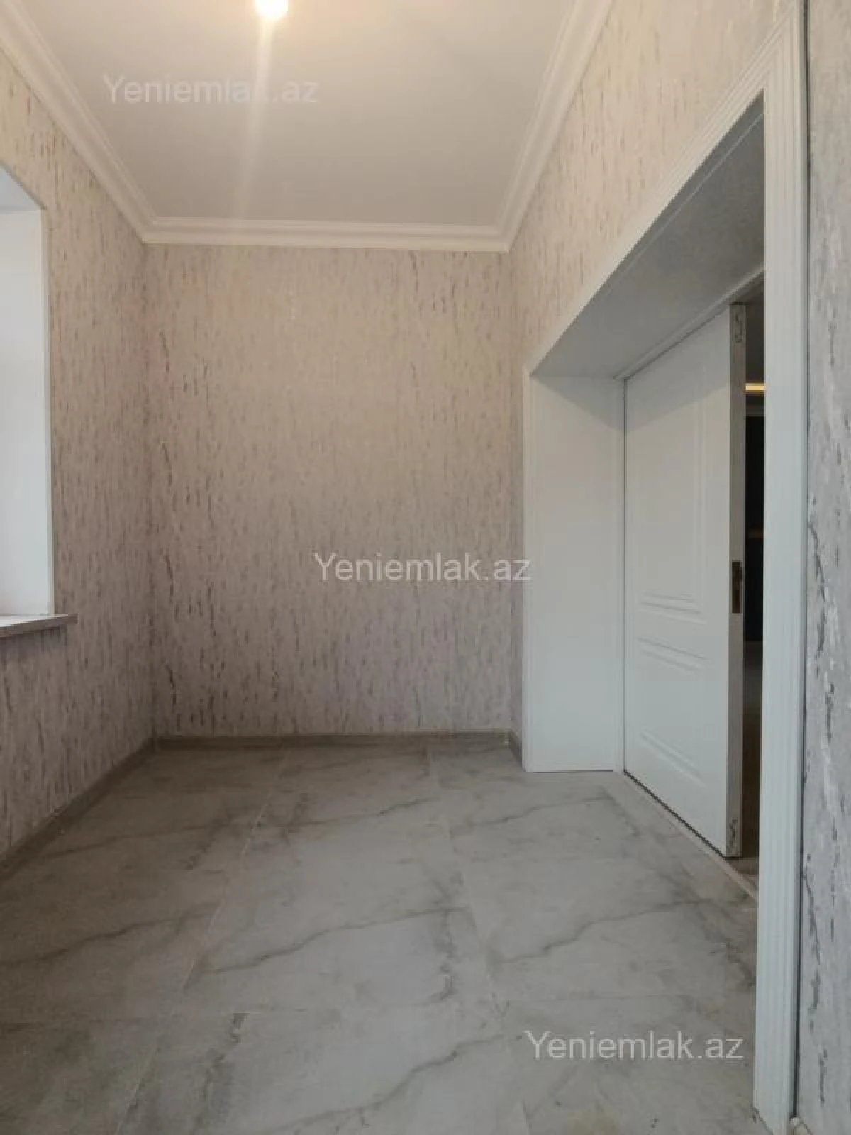 Satılır 6 otaqlı həyət evi 280 m²