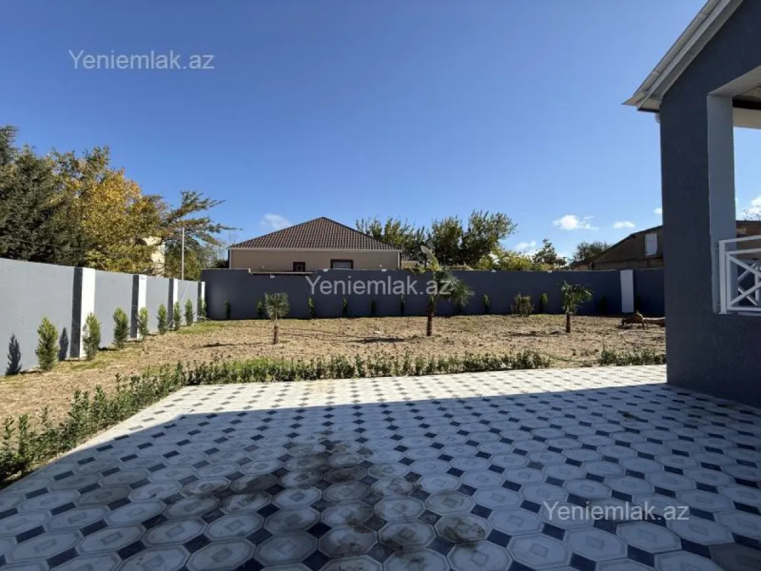 Satılır 4 otaqlı həyət evi 125 m²