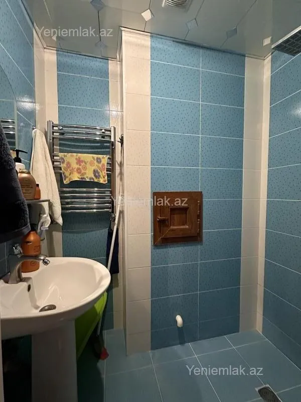 Satılır 2 otaqlı yeni tikili 76 m²