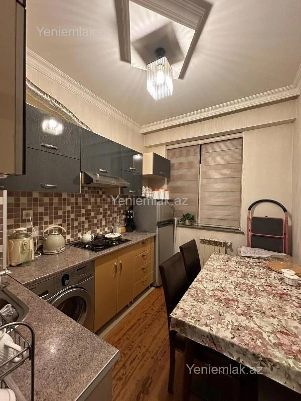 Satılır 2 otaqlı yeni tikili 76 m²