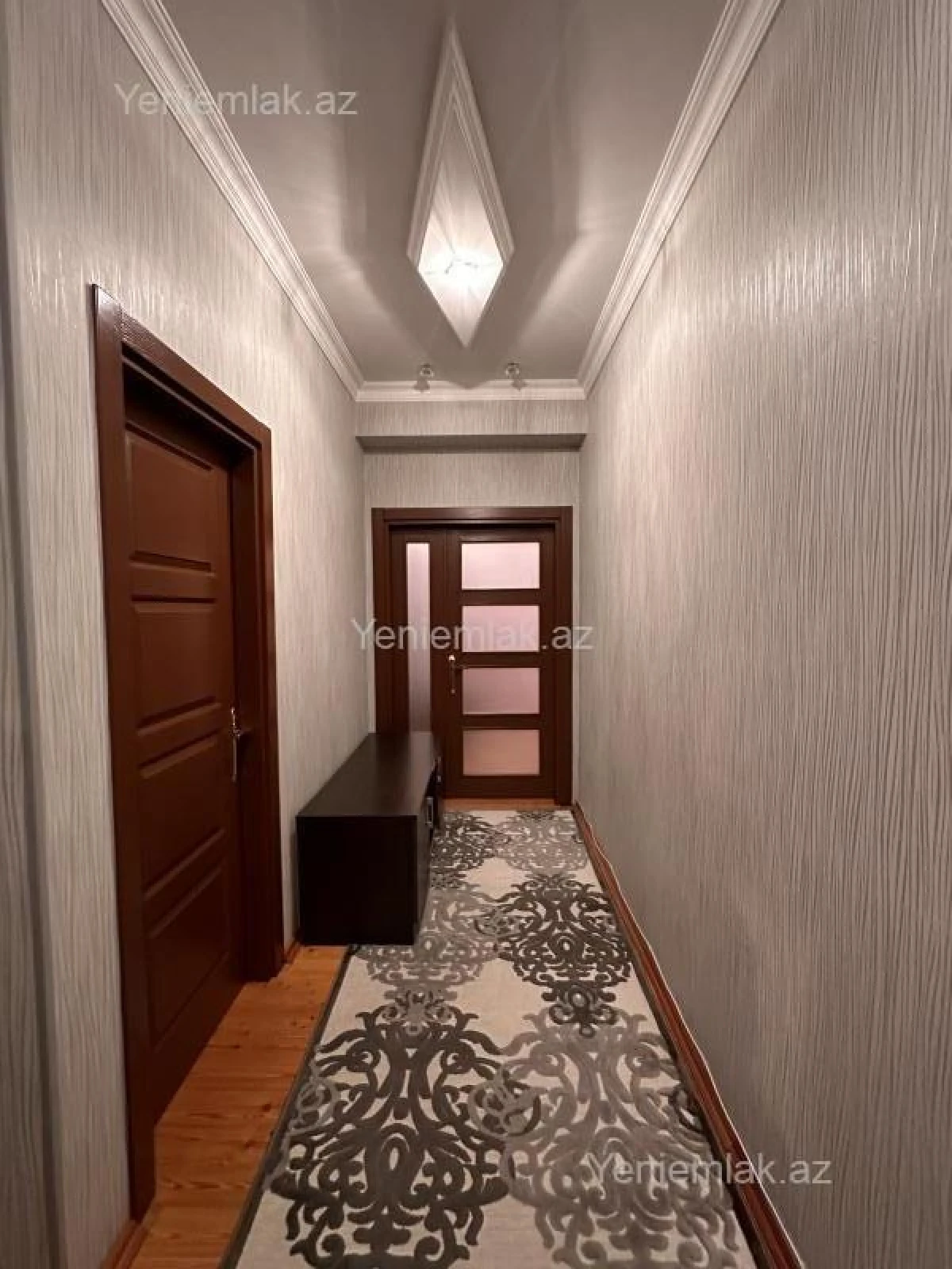 Satılır 2 otaqlı yeni tikili 76 m²