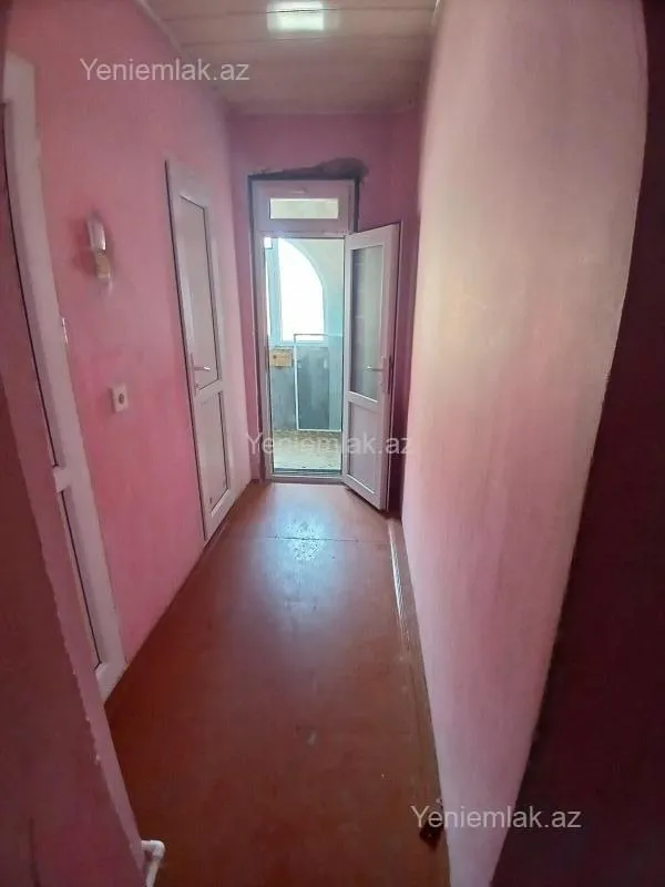 Satılır 3 otaqlı köhnə tikili 80 m²